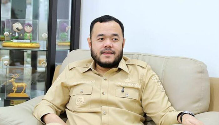 Fadly Amran Kerahkan Tim dan Bantuan Logistik, Padang Bantu Penanganan Galodo di Solok