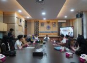 Rektor UNP Lepas 13 Mahasiswa, Siap Harumkan Sumbar di Peksiminas XVIII 2026