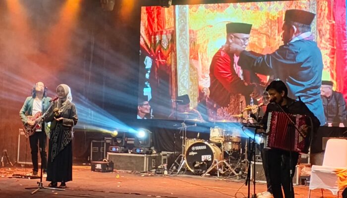 Komposisi Soundenai”TA_GA” Rianda Putra Hidupkan Prosesi Tagak Gala Marapulai di Panggung Saraso Fest 2026