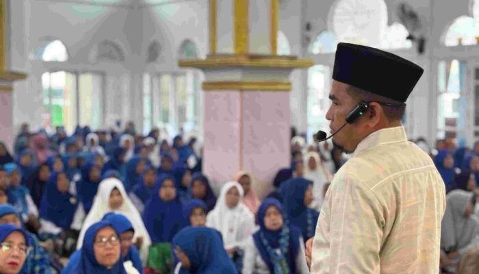 Wabup Candra Ajak BKMT Kabupaten Solok Perkuat Syiar Islam dan Kepedulian terhadap Penyakit Masyarakat