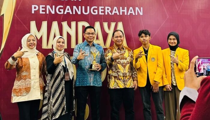 UNP Raih Dua Penghargaan Nasional di Mandaya Awards dan Innovillage Awards 2026